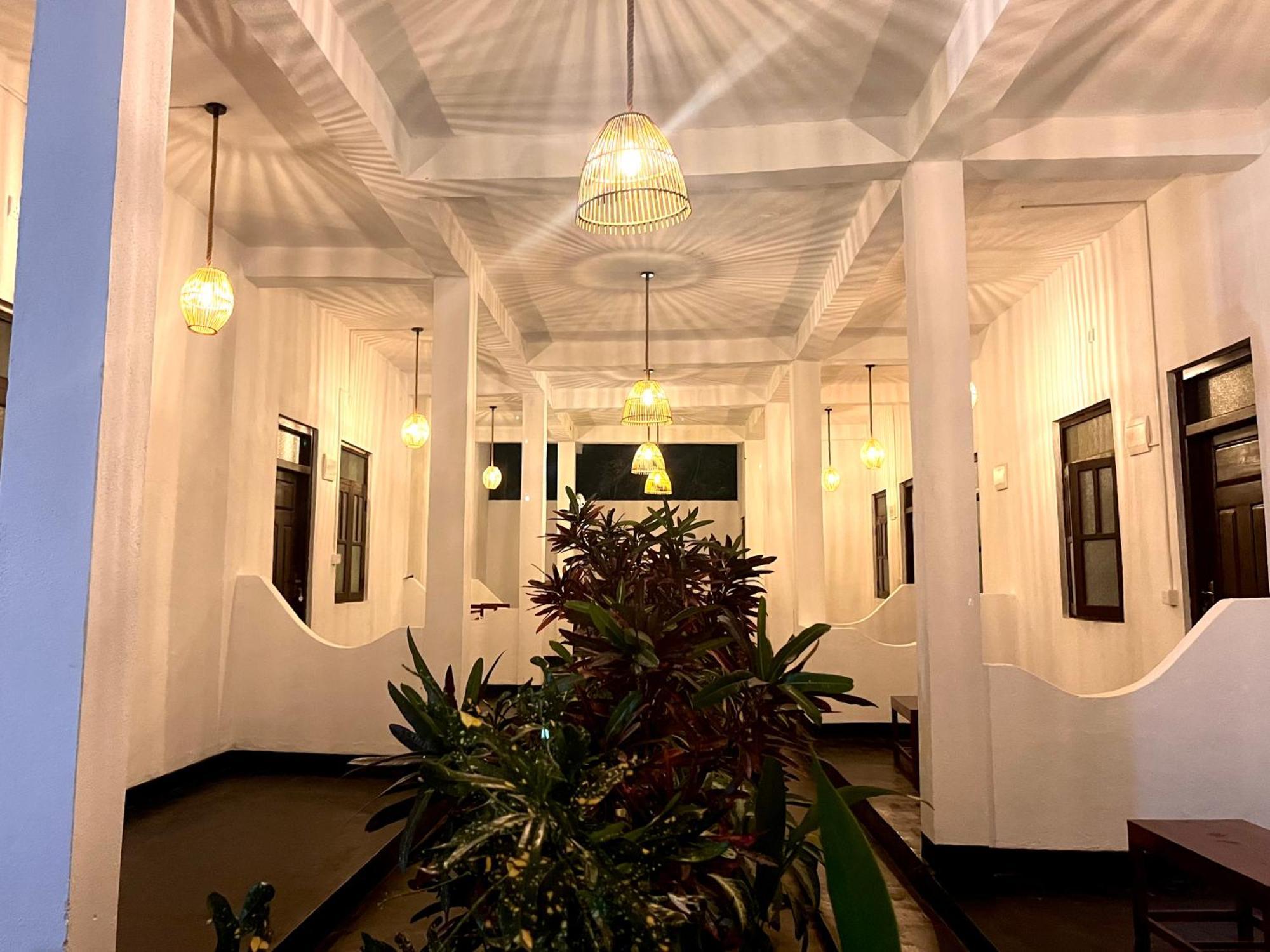Sea La Vie Hotel Arugam Bay Bagian luar foto
